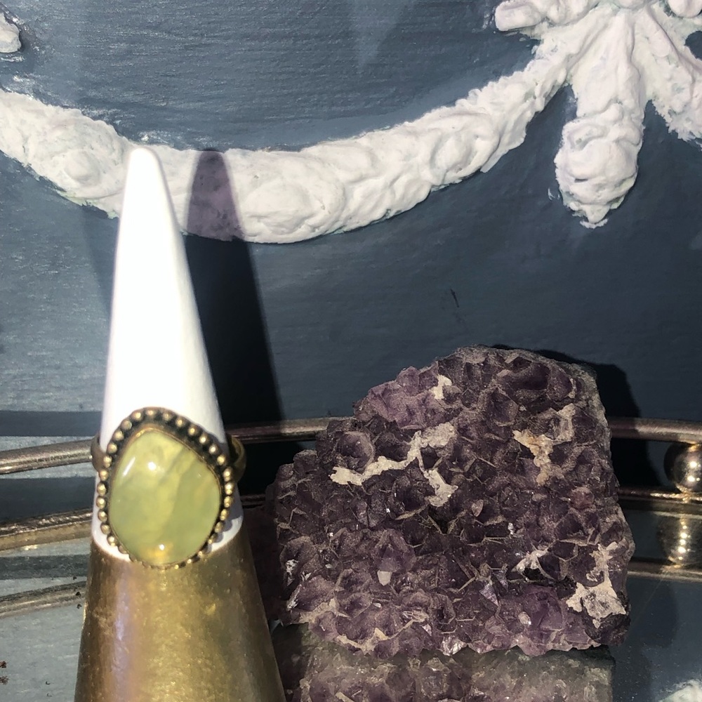 Stone Ring - Picture 3 of 6